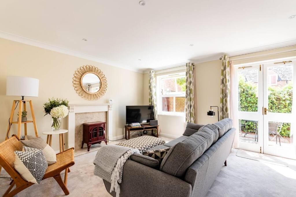 Central Village Cottage, The Corders Moreton-in-Marsh Экстерьер фото